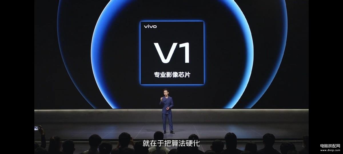 手机vivox70哪个版本好