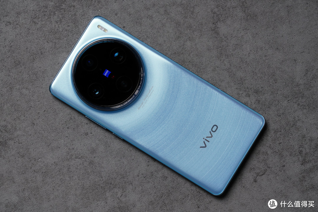 Phonetalk：影像、性能全面进阶的蓝厂大杯丨vivo X100 Pro首发测评