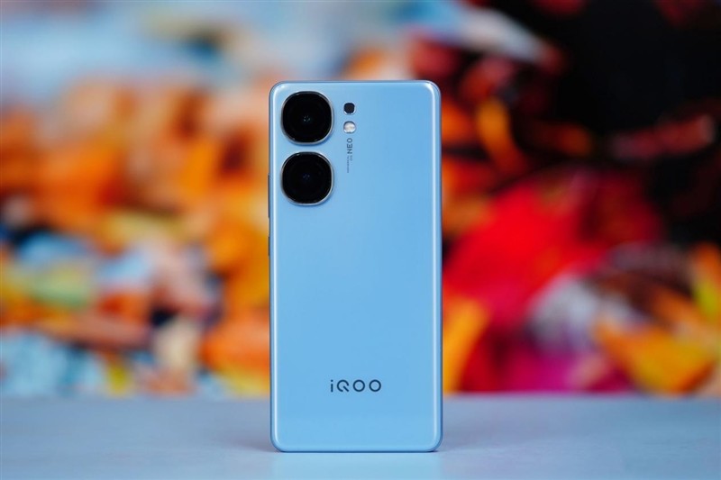 玩游戏还得看它！iQOO Neo9 Pro 评测：天玑 9300 功耗简直低到离谱