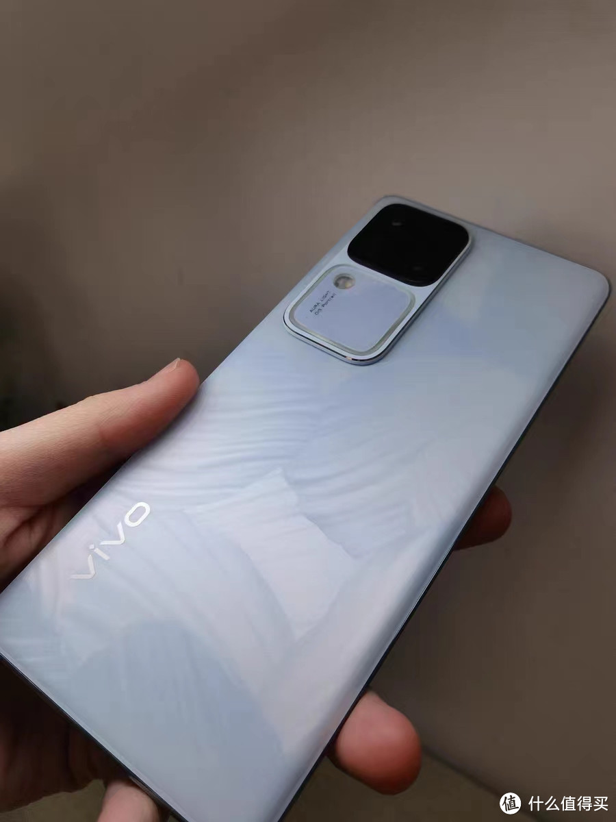 vivoS18Pro：不止于颜值，性能续航双升级！