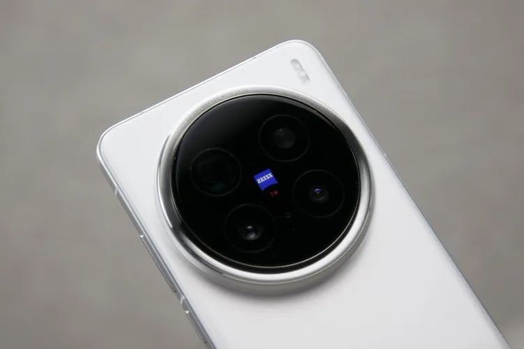 vivo X200 Pro mini详细解析：mini和Pro全都要