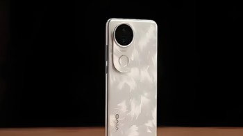 vivo拒绝高价低配：6500mAh+京东方Q10+100万跑分，跌至1783元