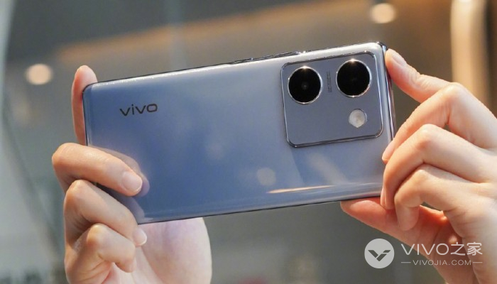 vivo Y100t搭载的是什么系统？