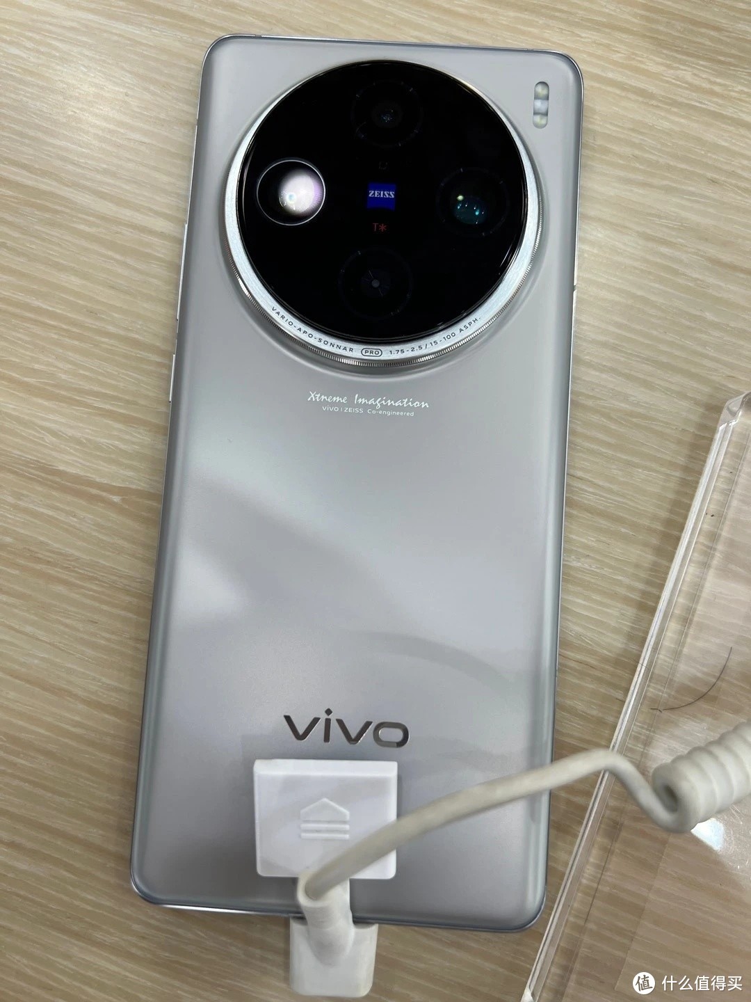 vivo X100 Ultra首发2亿像素长焦！6499起售