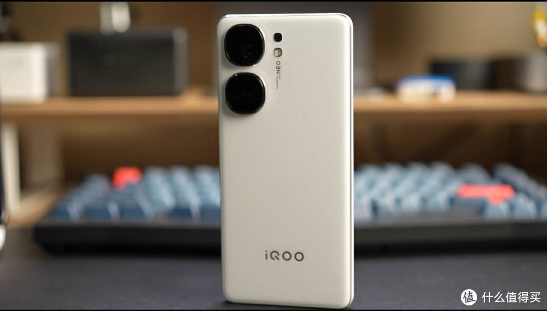 蓝厂亲兄弟，iQOO Neo9S Pro和vivo X100s怎么选？